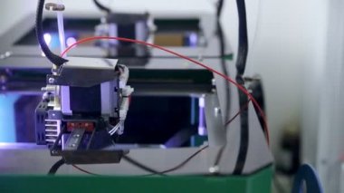 3D plastik yazıcı, 3d baskı. İş inmodern laboratuvar sırasında üç boyutlu yazıcı.
