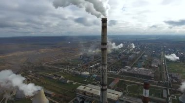 Anteni - kirliliği sanayi. Santral büyük bir endüstriyel alanda Sigara.