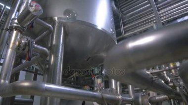 Petrol rafinerisi. Karmaşık mühendislik yapıları, tankları, boru hattı soyut.