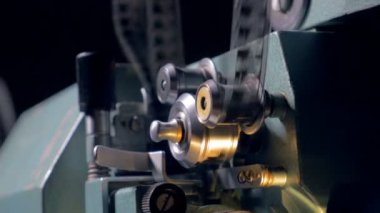 Vintage film projektör çalışma.