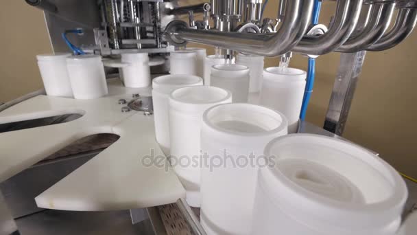 工业生产线的湿纸巾。4 k. — 图库视频影像