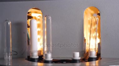 Otomatik Makine Fabrikası'nda Pet şişe üretimi için. 4k.