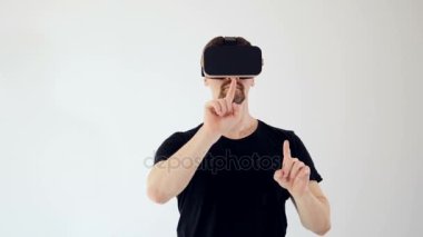 Bir kız eğleniyor 3d gözlük