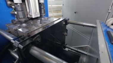 Evde beslenen hayvan tüpler dışında plastik şişe yapım makineleri.