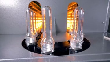 Şeffaf plastik preform üretim Görünümü Kapat.