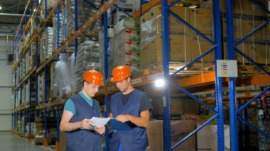 İki ambarı işçilerin kendi notlarımızı karşılaştırmak.