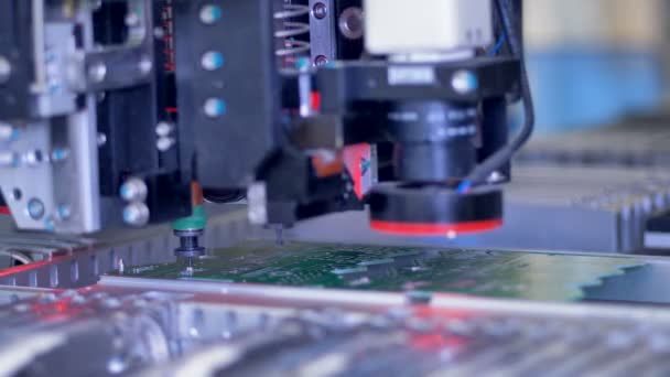 배웁니다 보드 디지털 전자 보드 생산 인쇄 기계. 4 k. — 비디오