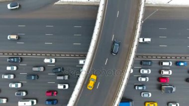 Başka bir yol üzerinde bir yol köprü Görünümü Kapat.