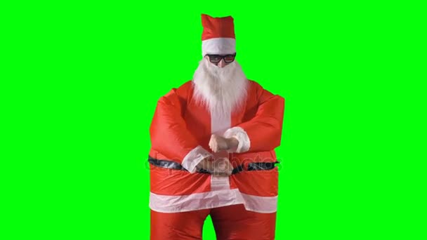 Santa Claus dansen met kleine grappig handgebaren. — Stockvideo