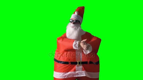 圣诞老人在绿色背景拍手批准. — 图库视频影像