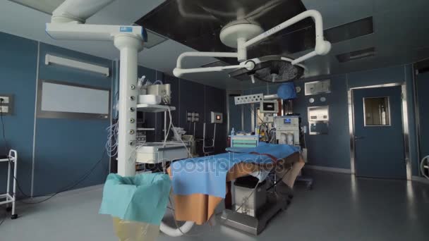 Medical equipment in hospital surgery. — Stock Video