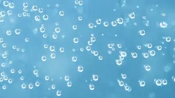 Water bubbels in sloe beweging. — Stockvideo