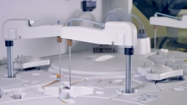 Modern medical equipment makes the analysis of bio materials. 4K. — Stock Video