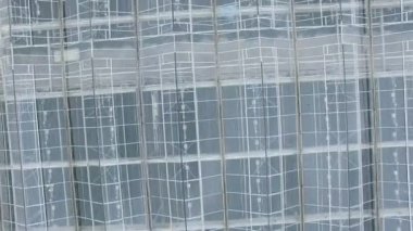 Sonsuz sera çatı tepeler ve oluklar.