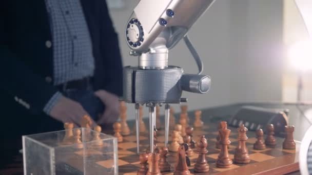 Jeu d'échecs entre un humain et une intelligence artificielle . — Video