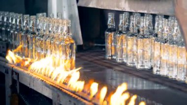 Şeffaf şişe yeni yapılmış tavlama süreci