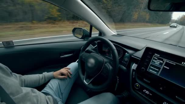 Modern car self-driving on autopilot. — Stock Video