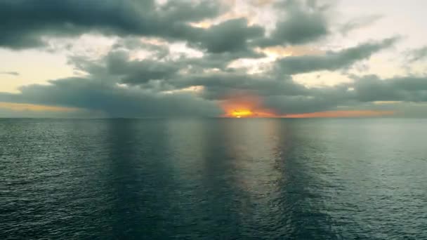 Horizon of a sunset waterscape in dynamic — Stock Video