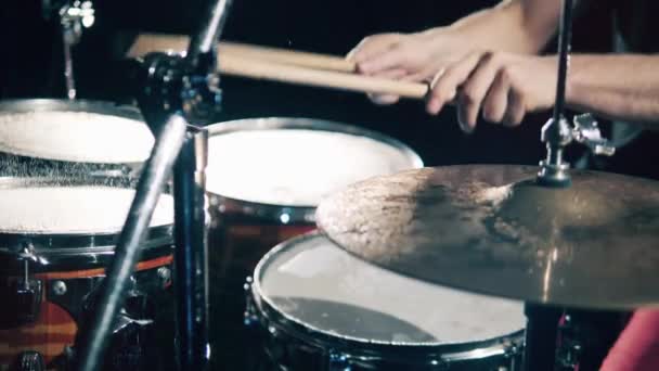 One man plays drums with cymbal. — Stok video