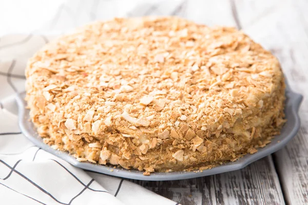 Ev yapımı kek Napoleon, puf böreği muhallebi krem pasta