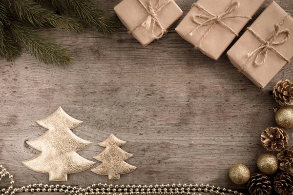 Boże Narodzenie dekoracji złote choinki, stłuczki, Boże Narodzenie do — Zdjęcie stockowe