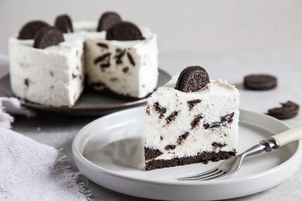Çikolatalı kurabiye ile krem Hayır fırında cheesecake. Oreo bisküvi c