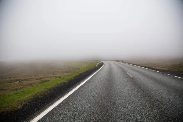 Foggy Road Dangerous Mystical Foggy Highway — Stock Photo, Image
