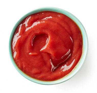 Beyaz zemin üzerine ketçap ya da domates sosu