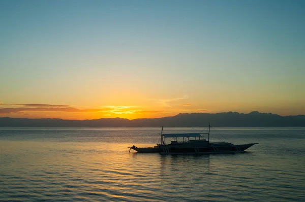 Günbatımı, Moalboal, Cebu, Filipinler