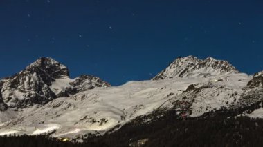 İsviçre Alpleri Timelapse gecesi