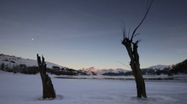 Lake Campotosto, Abruzzo İtalya
