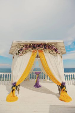 beyaz gelinlik kemer