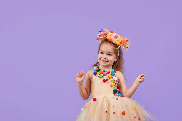 Barnens Födelsedagsfest Maskerad Liten Glad Småbarn Flicka Puffy Tutu Tjusig — Stockfoto