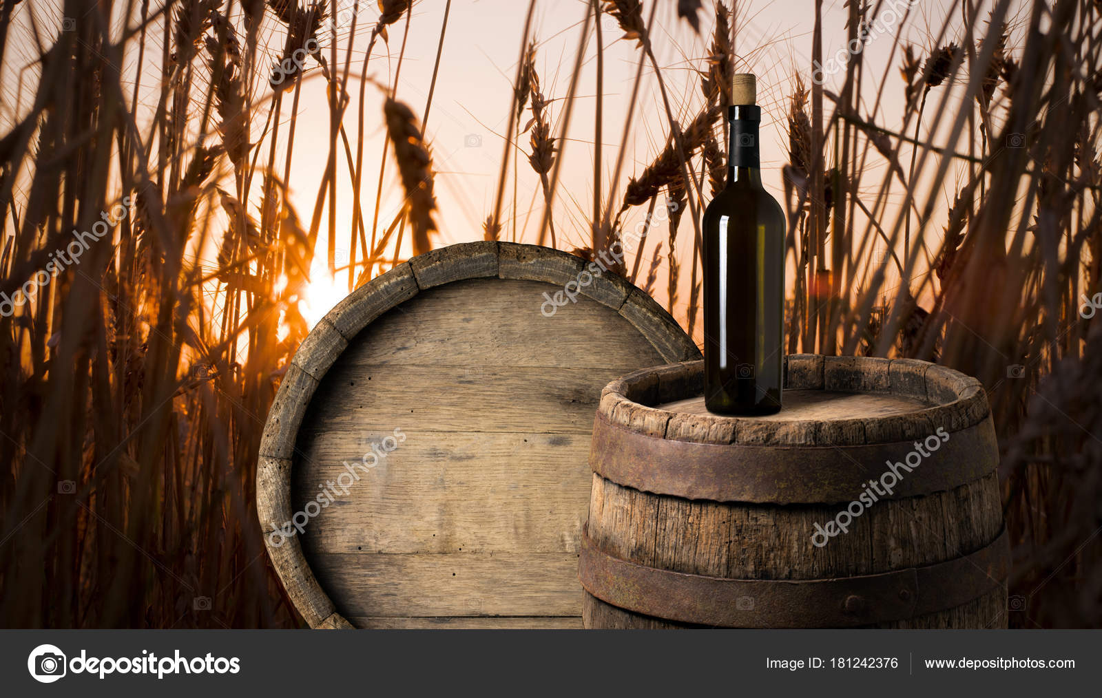 Old Wooden Barrel Background Stock Photo by ©Vasyl90 181242376
