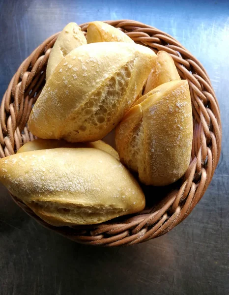 Malý Košík Chlebem — Stock fotografie