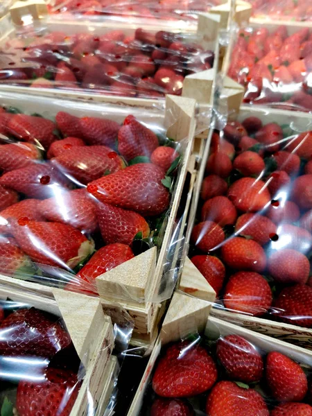 Strawberries Packed Boxes Cellophane — Stock Photo, Image