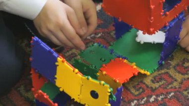 Okul bahçesinde Tasarımcısı toplama