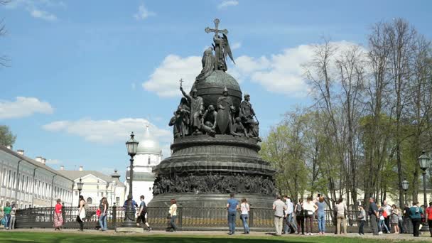 Пам "ятник Тисячоліття Росії у Великому Новгороді. — стокове відео