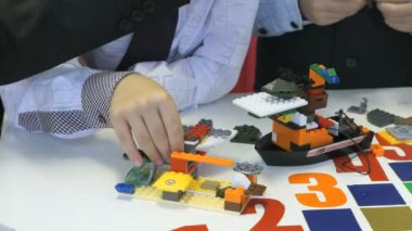 Okul öncesi çocuklar kreş tasarımcısında toplama