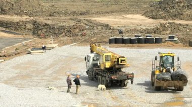 Açık havada gezici mobil inşaat vinç