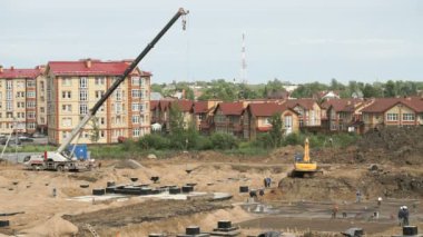 Büyük bina kompleksinin büyük inşaatı