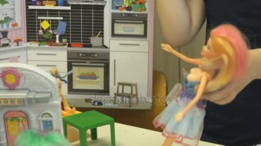 Anaokulunda kapalı çocuk oyun