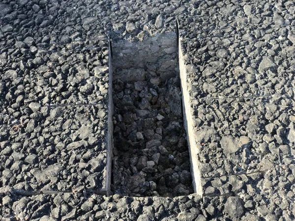 Asfalt beton kaplama örneği yer. Kern