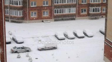 Çok katlı konutlar kar