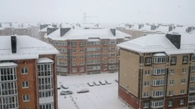 Çok katlı konutlar kar