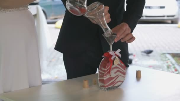 Wedding traditional sand ceremony indoors — Stock Video