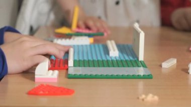 Bilinmeyen çocuk toplama Tasarımcısı. Yakın çekim