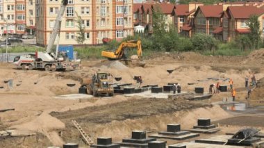 Büyük bina kompleksinin büyük inşaatı