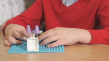 Bilinmeyen çocuk toplama Tasarımcısı. Yakın çekim