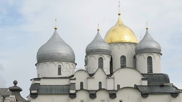 Kathedrale der Heiligen Sophia in Veliky Novgorod — Stockvideo